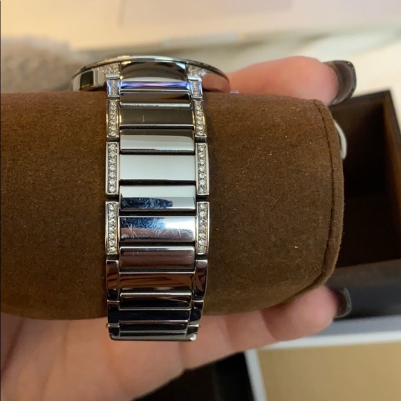 Michael Kors Kerry Watch - Picture 4 of 5